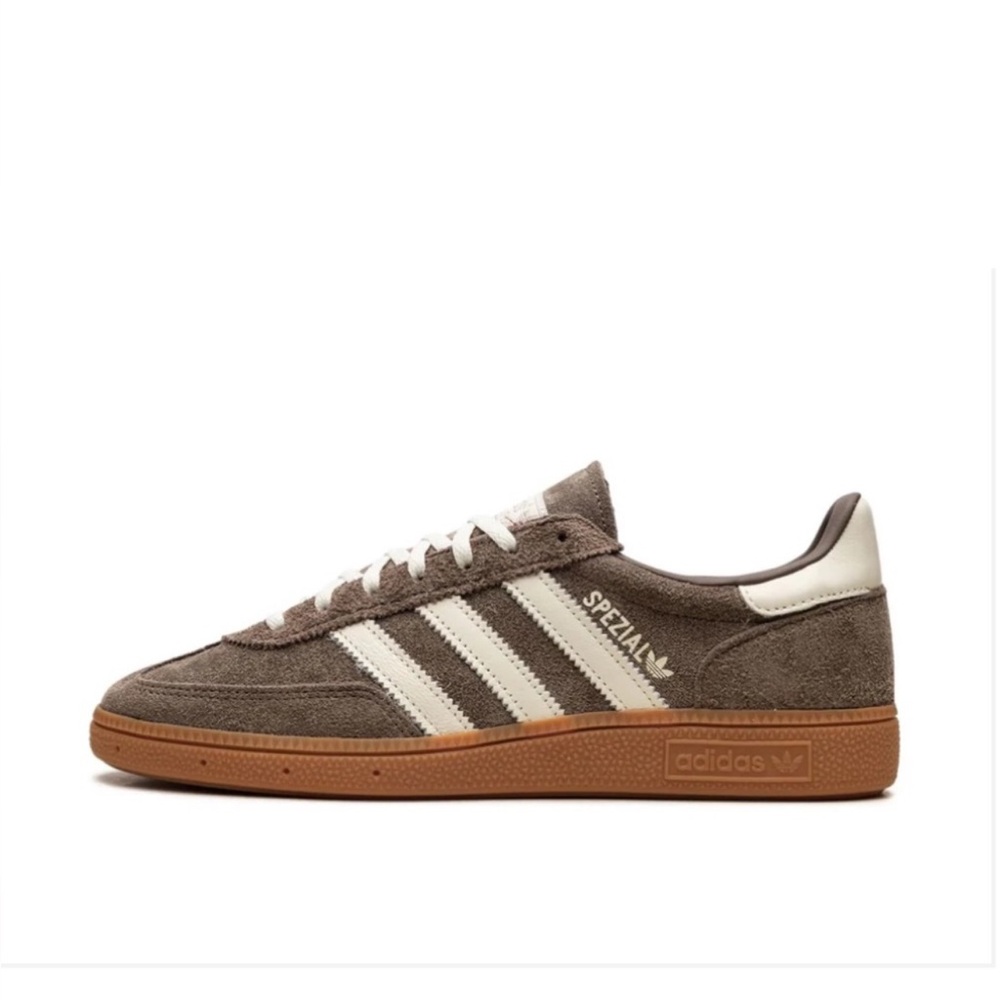 Adidas Handball Spezial brown suede with Gum sole Womens US 7 1/2 NWOT